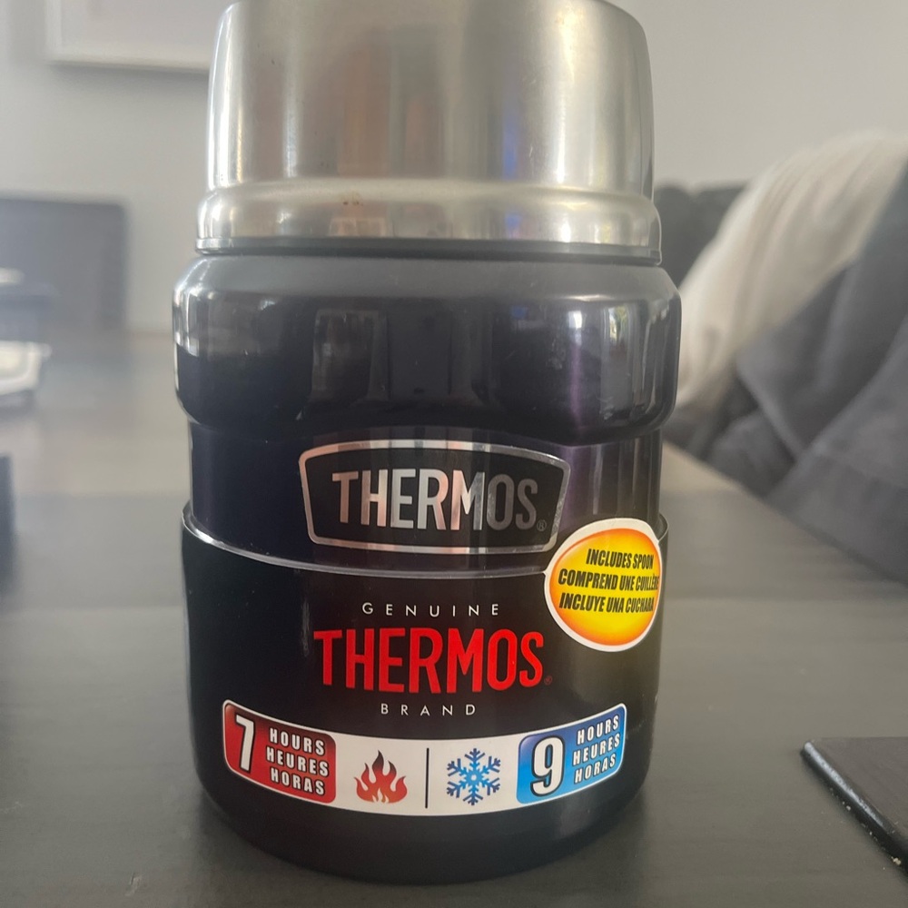 Thermos Genuine Black Insulated Bottle